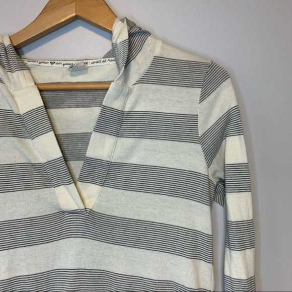 Roxy cream and grey stripes knitted tunic top size M - Picture 4 of 8